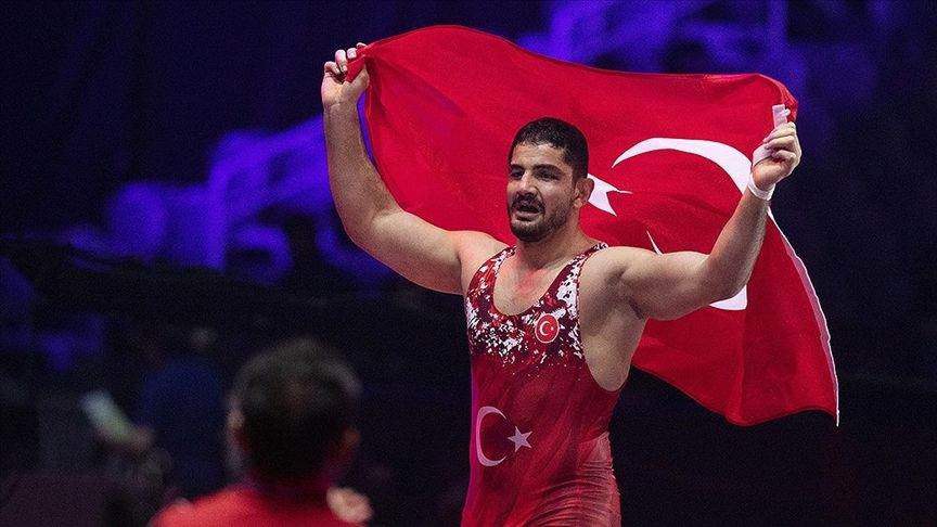 11'inci kez Avrupa şampiyonu oldu! Türkiye'yi onurlandırdı