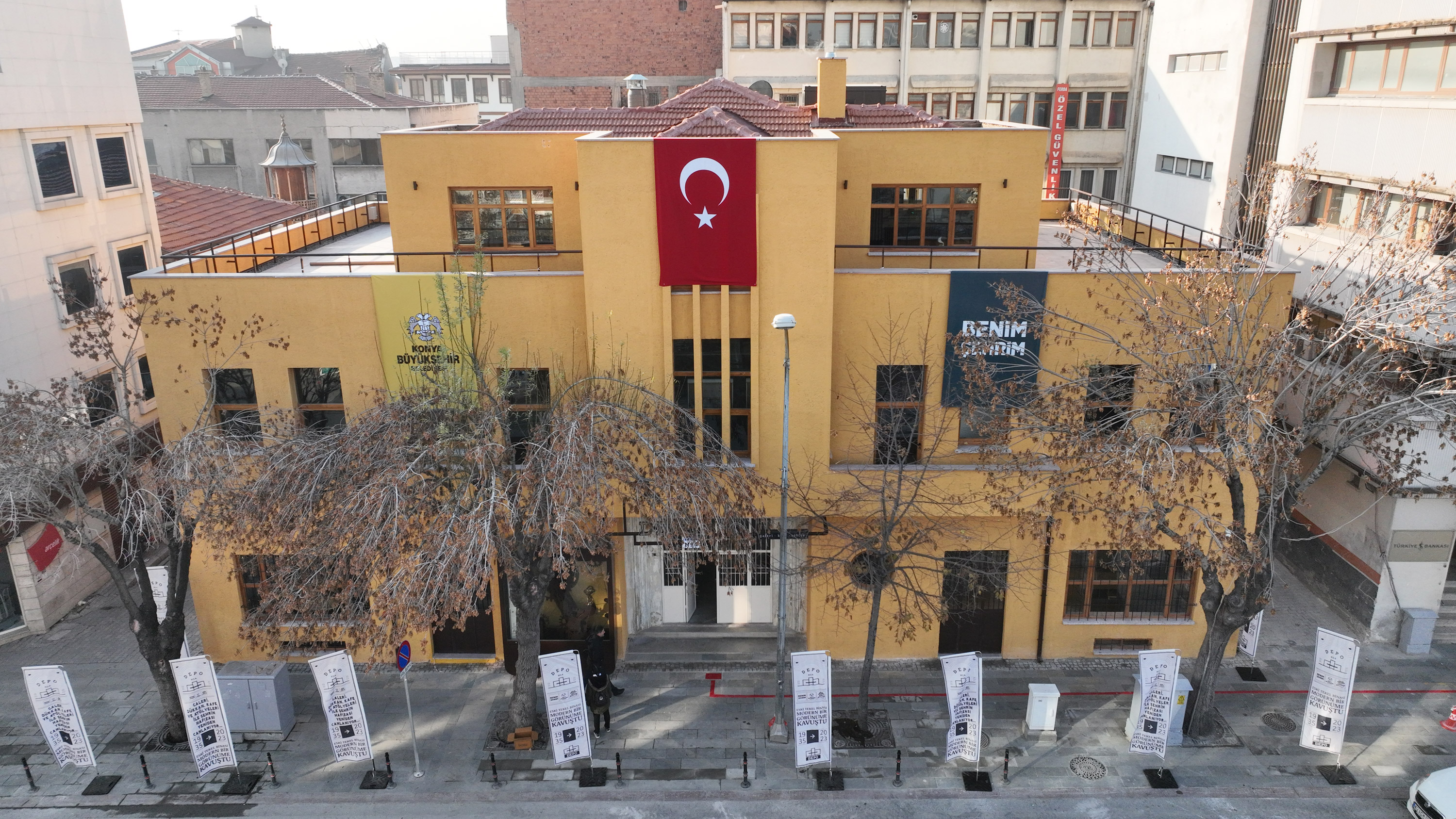 Konya’nın Tarihi Tekel Binası’nda Yeni Bir Hayat: “Medeniyet Kuran Şehir” Sergisi