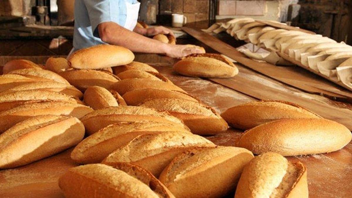 Ekmeklerin Üzerindeki Çizgi Neden Var? Osmanlı’dan Günümüze Bir Tarih ve Dini Sembol