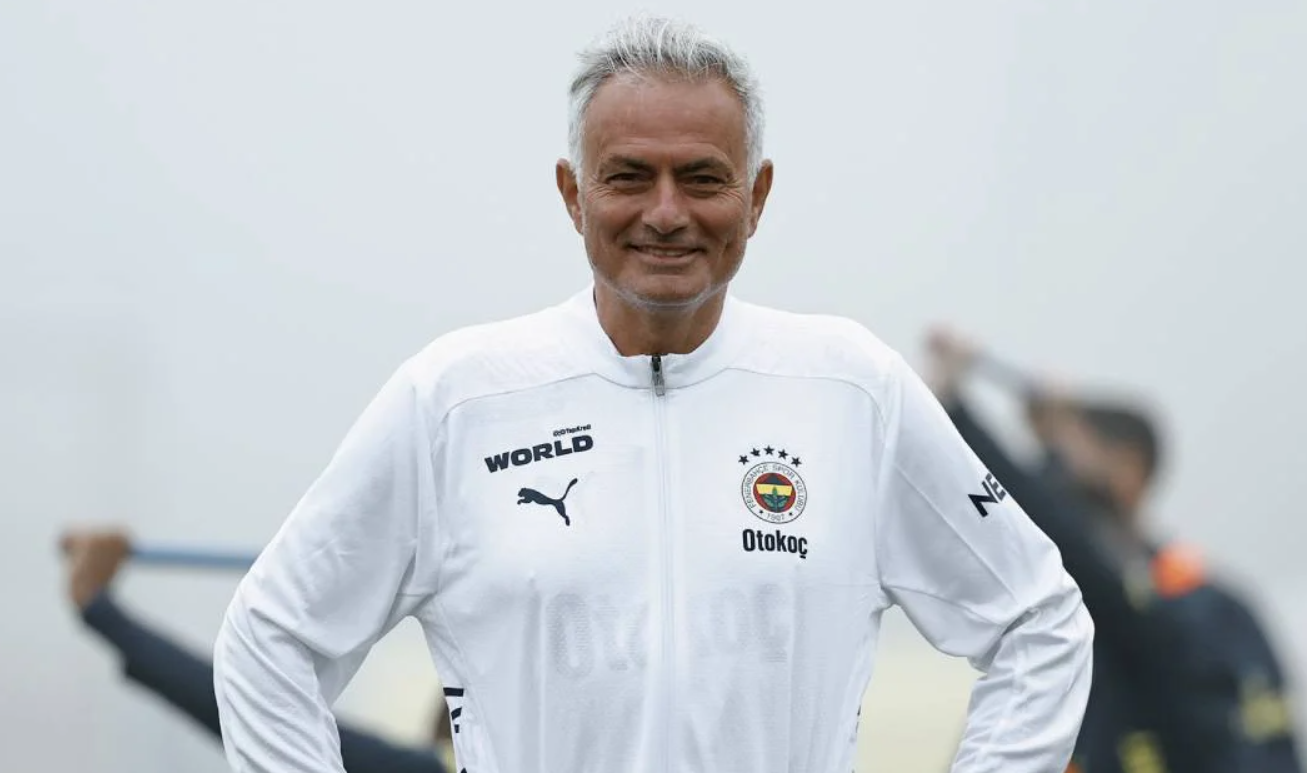 Mourinho O Yıldızı İstiyorum Dedi! Fener Harekete Geçti