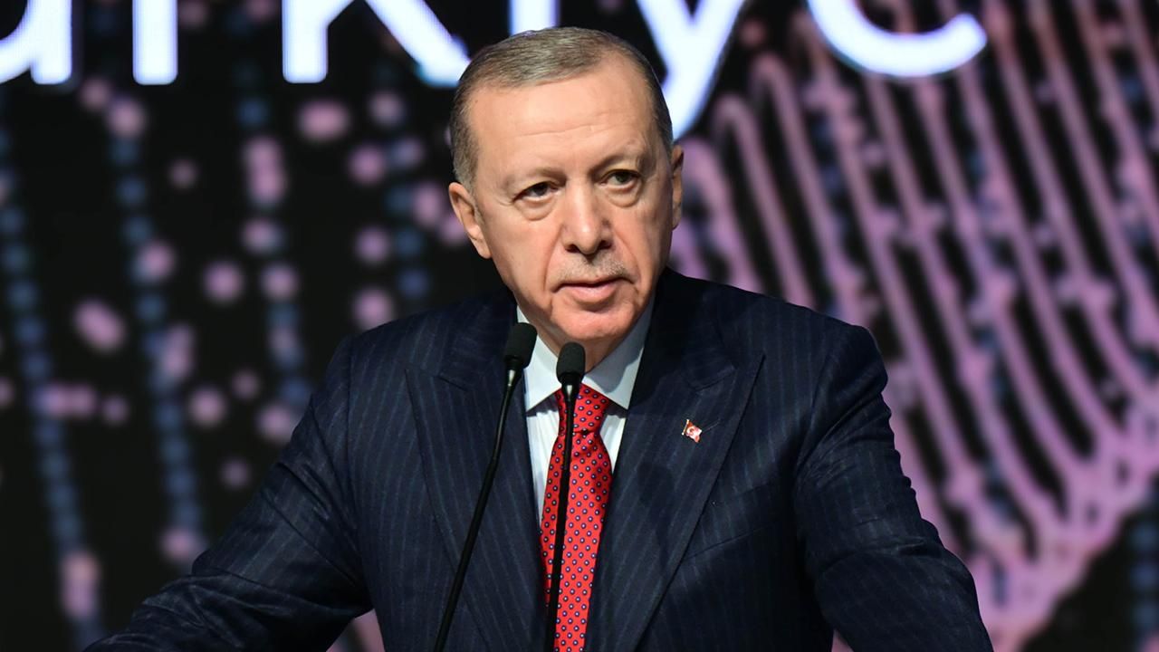 Cumhurbaşkanı Erdoğan 26 ilin belediye başkan adaylarını duyurdu