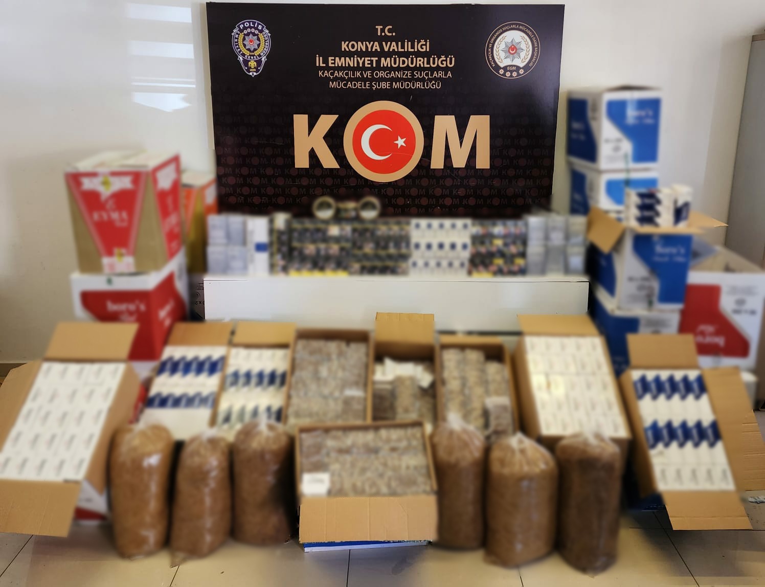 Konya'da yüzlerce kilo patlayıcı yakalandı
