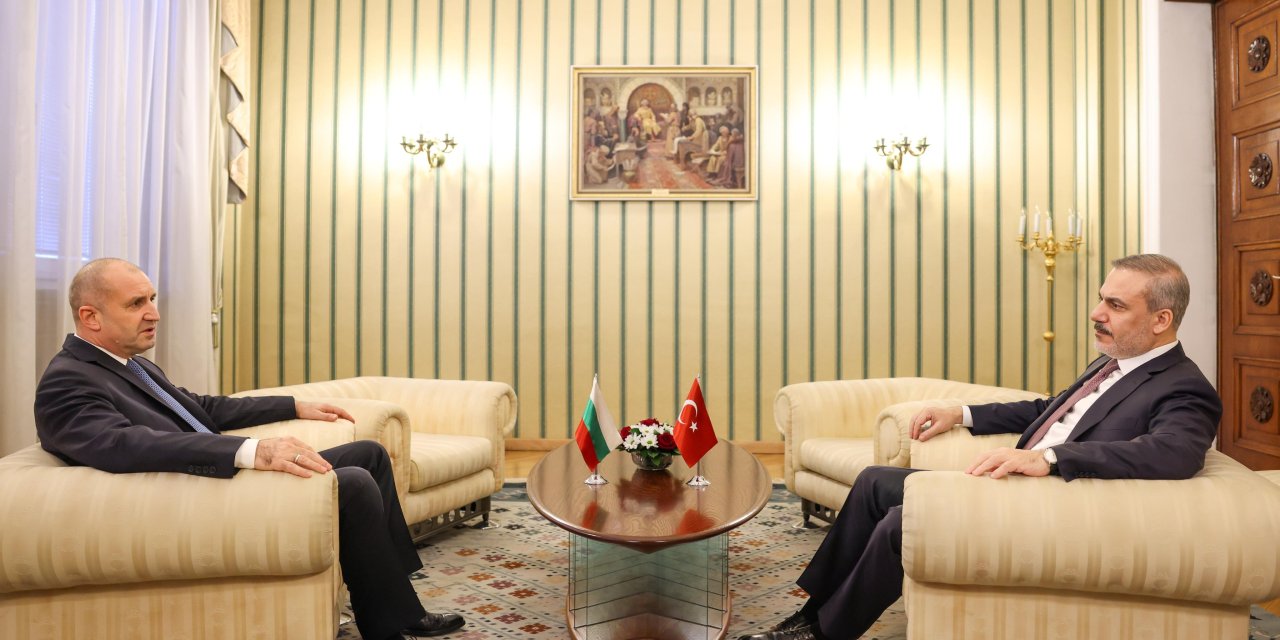 Türkiye-Bulgaristan ilişkilerine yeni ivme: Bakan Fidan, Radev ile bir araya geldi