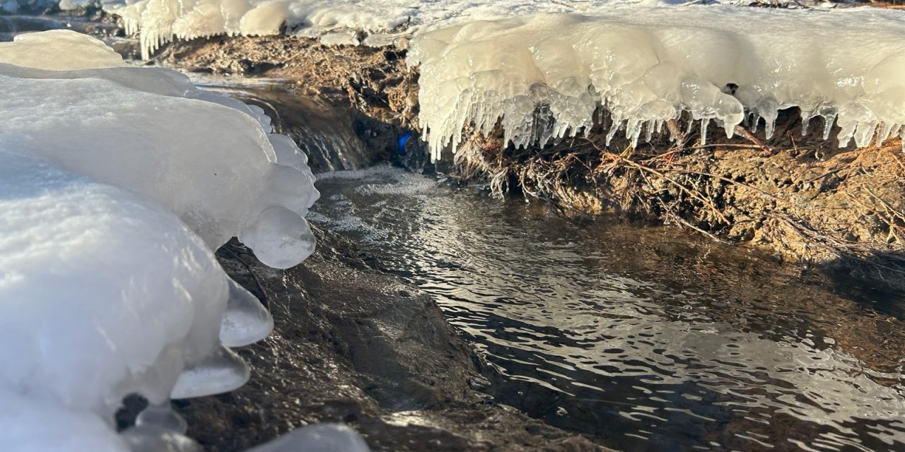 O İlimizde Sıcaklık Eksi 10 Dereceye Düştü, Gölet Buz Tuttu